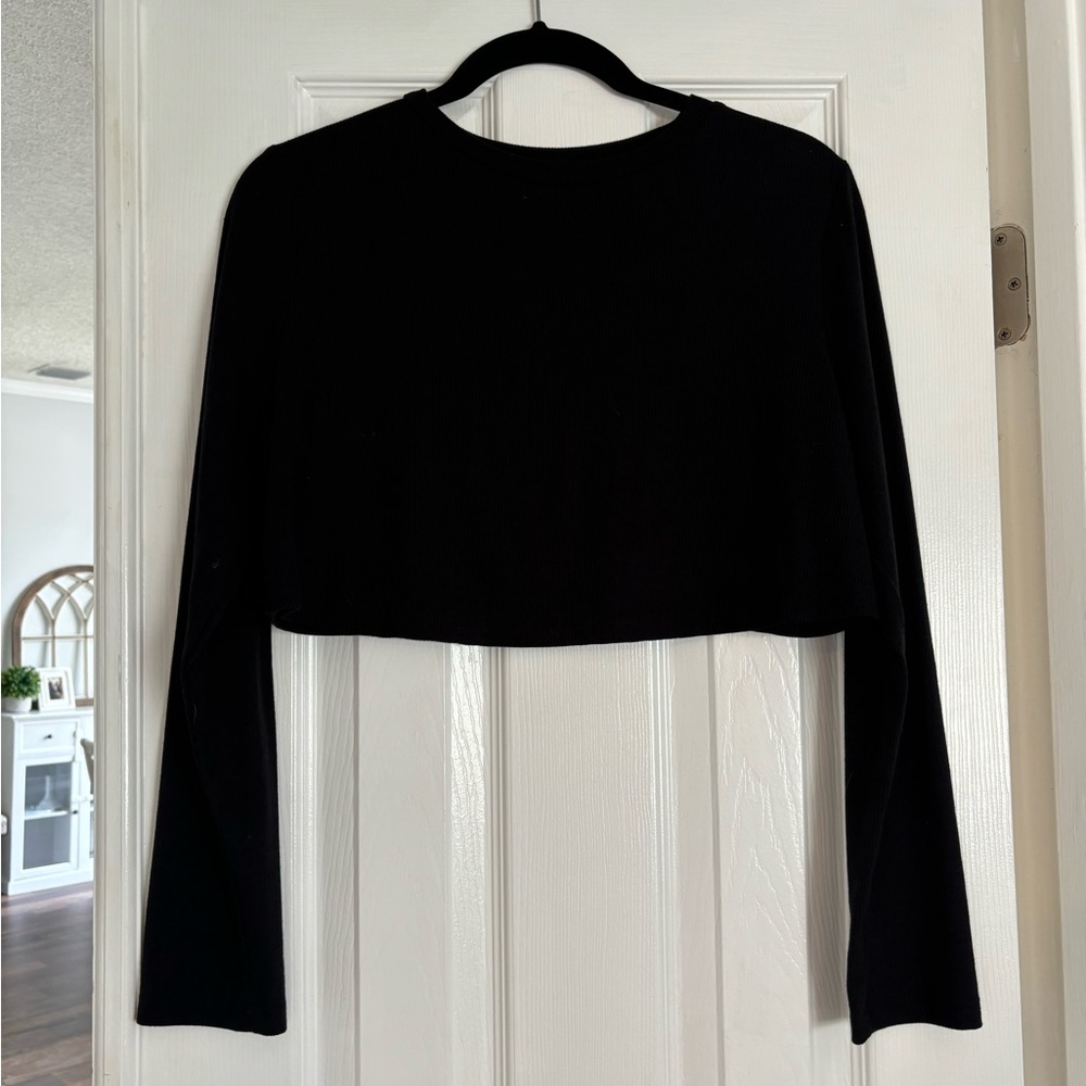 Longsleeve black ribbed crop top